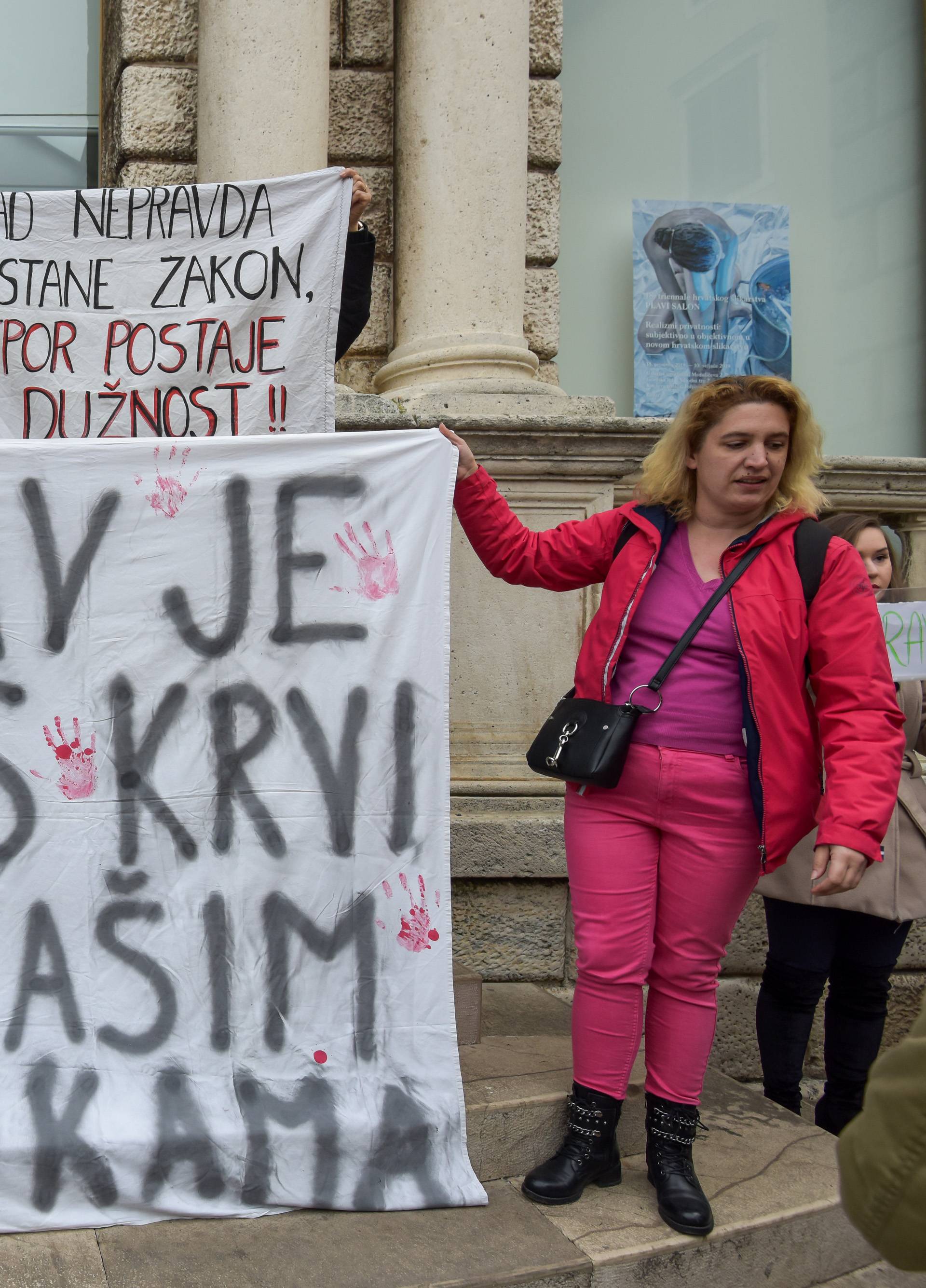 Zadar: Prosvjed graÄana protiv puÅ¡tanja Darka KovaÄeviÄa na slobodu