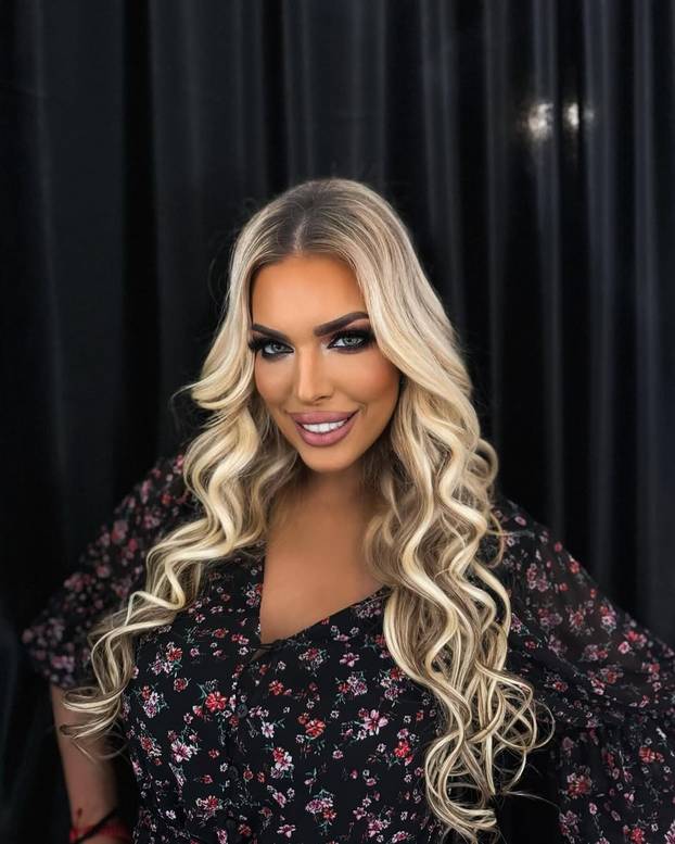 FOTO Ava Karabatić od reality zvijezde do kandidatkinje za predsjednicu: Dosta je stezanja!