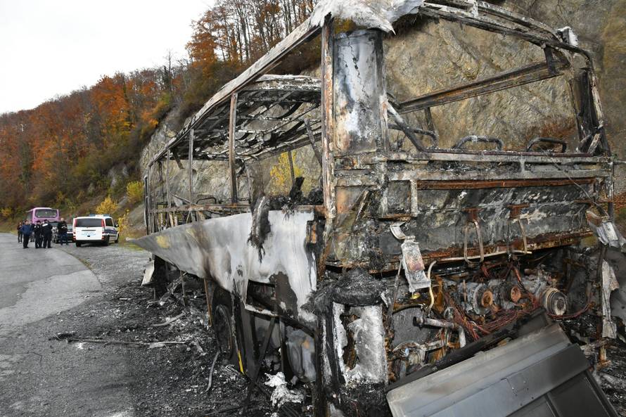Zapalio se bus pun djece blizu Požege: 'Bili su jako uplašeni'