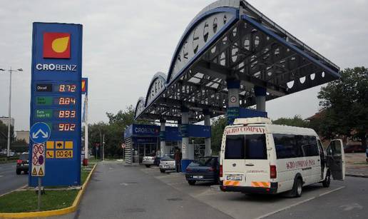 Radnici Crobenza u strahu, Lukoil će im rezati plaće?