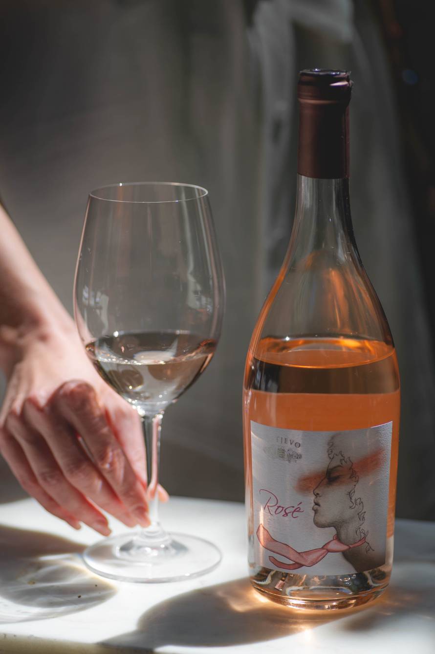 Čarobna lakoća uživanja uz Kutjevo Rosé Premium