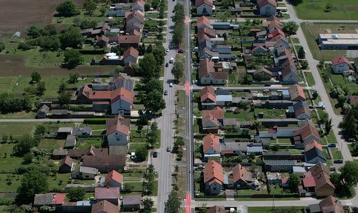Osje&ccaron;ani dobili devet kilometara novih biciklisti&ccaron;kih staza