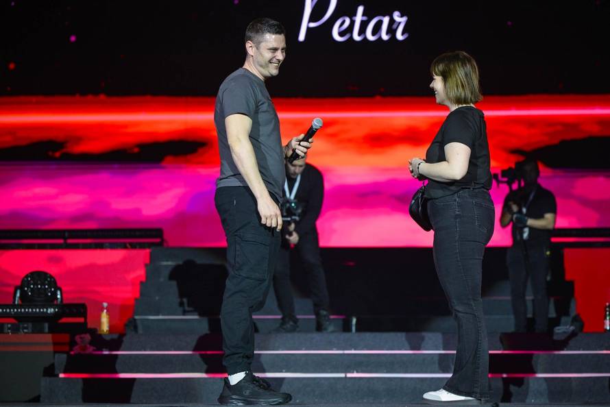 Zagreb: Prosidba na koncertu Sergeja Ćetkovića