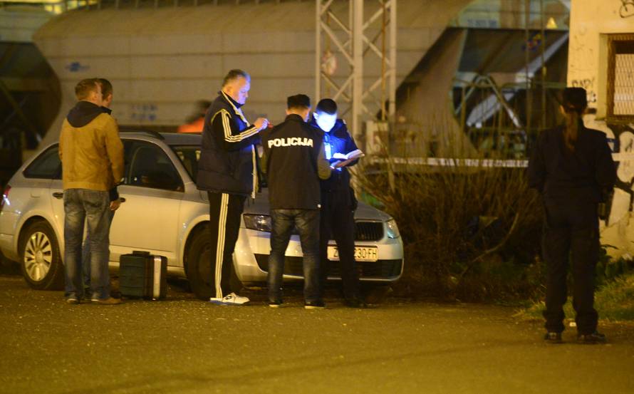 Nije mu bilo spasa: Tinejdžera na krovu vagona ubila struja