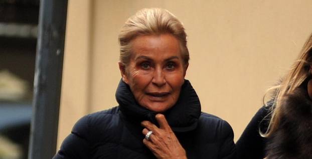 Milano: Glumica  Silvia Monti  odvela je k?er u kupovinu 