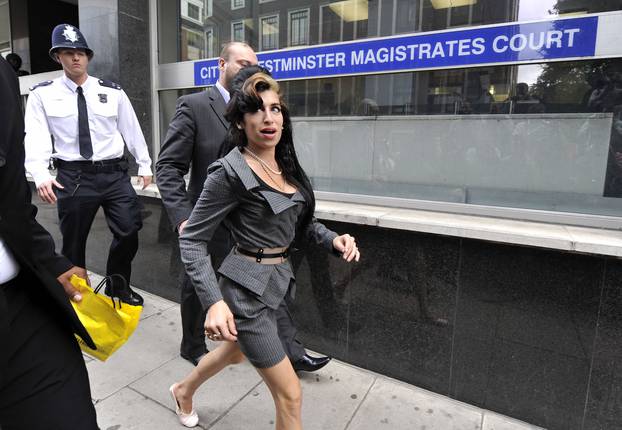 Amy Winehouse arrives at court - London