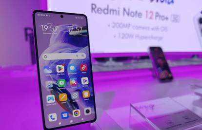 Xiaomi za popularni Redmi Note 12  uzeo najbolje od svojeg top modela, a ovo su četiri noviteta
