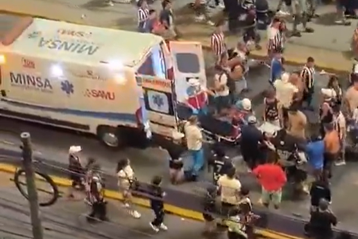 VIDEO Najmanje jedan mrtav i 47 ozlije&dstrok;enih na stadionu uo&ccaron;i nogometnog derbija Limi