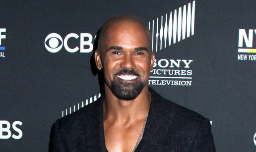 Glumac Shemar Moore objavio je da će postati otac u 52. godini