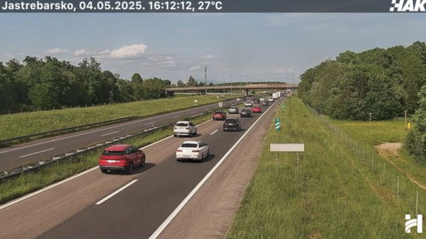 FOTO Kilometarske kolone i zastoji na autocestama. Na granicama višesatna čekanja