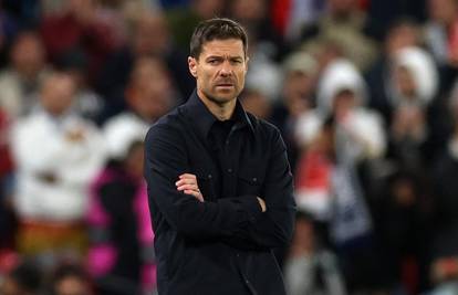 Španjolci nagađaju: Xabi Alonso je blizu otkazu. Možda ga dobije i ako pobijedi protiv Alavesa?!