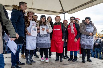 Čvarakfest u Baranji: 5000 ljudi u gužvi, 'planuli' čvarci od 30 €