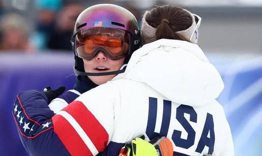 Iznena&dstrok;enje na Igrama! Shiffrin ispustila zlato za SAD u ekipnoj kombinaciji. Slavlje Austrijanki