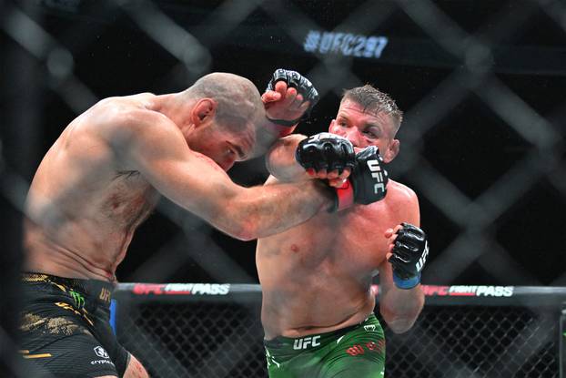 MMA: UFC 297 - Strickland vs Du Plessis