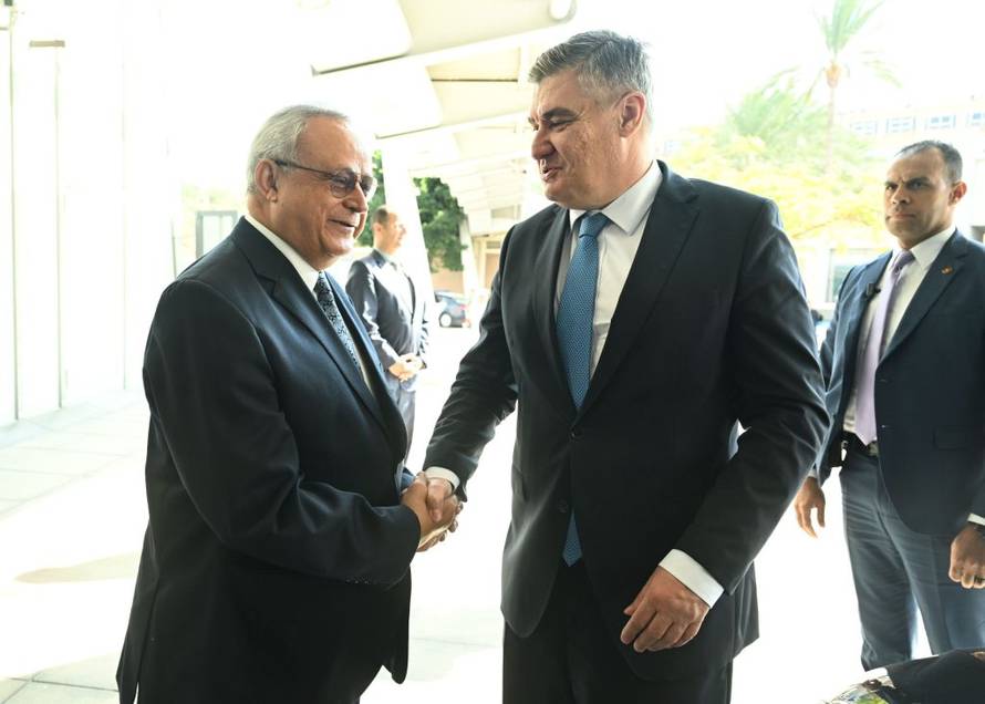 FOTO Zoran Milanović sa suprugom Sanjom u Egiptu: 'Naša suradnja nikad jača!'