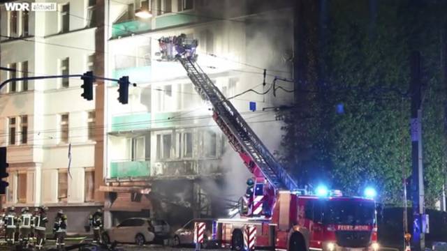 Eksplodirao kiosk u Njemačkoj: Vatra zahvatila zgradu, mrtvo troje ljudi, 16 ih je ozlijeđeno
