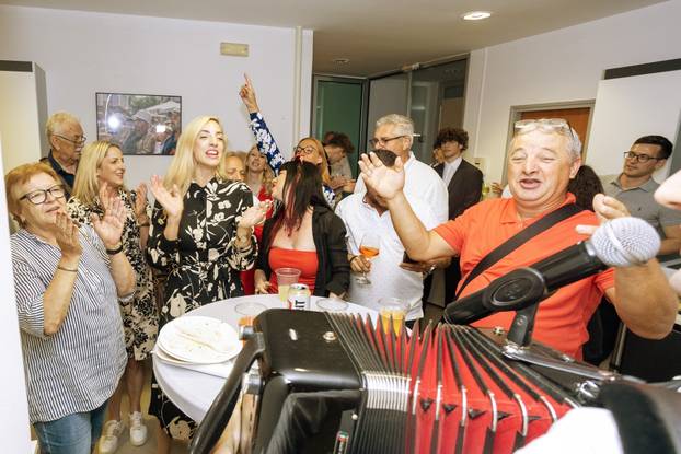 Pula: Sanja Radolović u stožeru SDP-a nakon izbornih rezultata