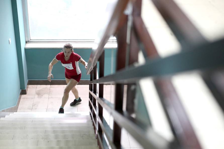 Zagreb: Utrka stepenicama na vrh ZagrepÄanke pod nazivom ZagrepÄanka 512