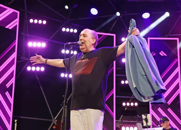 Vodice: Prve ve?eri 17. CMC festivala koncert je održao Mladen Grdovi?