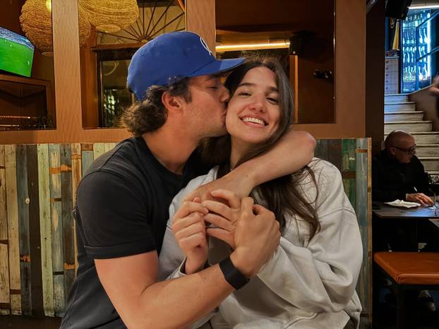 Stefania gađa kao alkar u sridu! Pogledajte ljepoticu iz Cortine