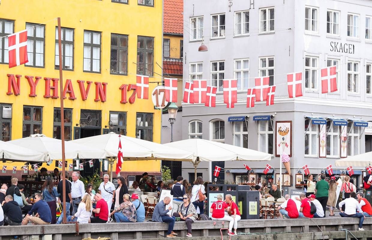 Danska vlada najavila kako 10. rujna ukidaju sve korona mjere