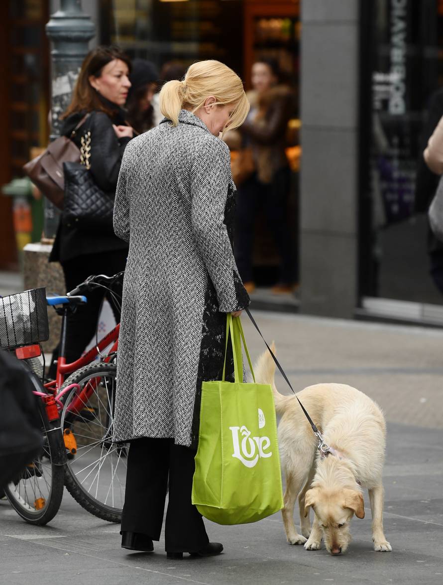 Kolinda prošetala Zagrebom: Što bi Madžar rekao na torbu?
