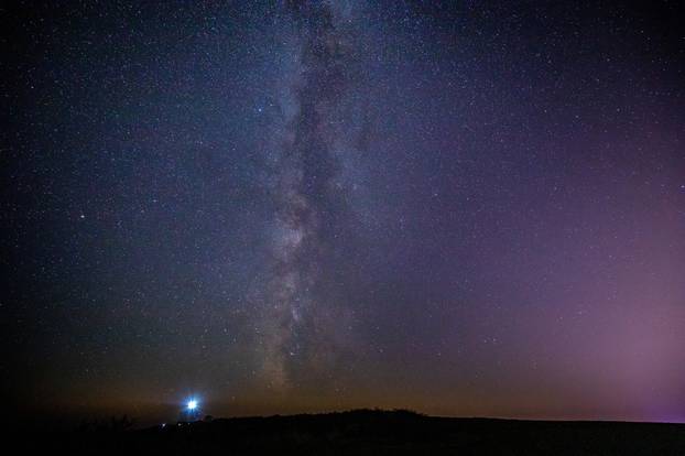 Kiša Perzeida ili Suze sv. Lovre na nebu iznad Pule