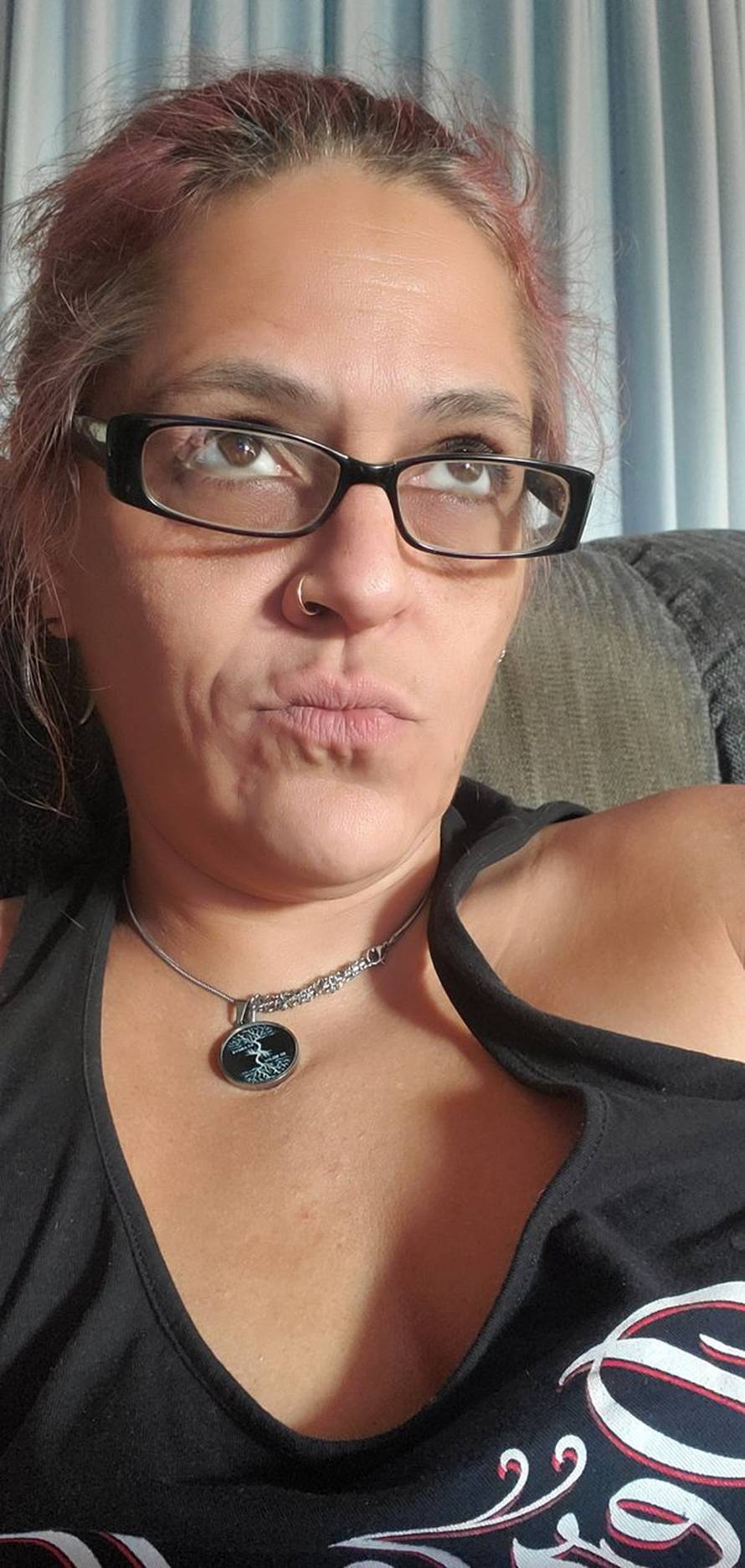 Prirodna ljepota: Brojne žene podijelile fotke sa i bez šminke