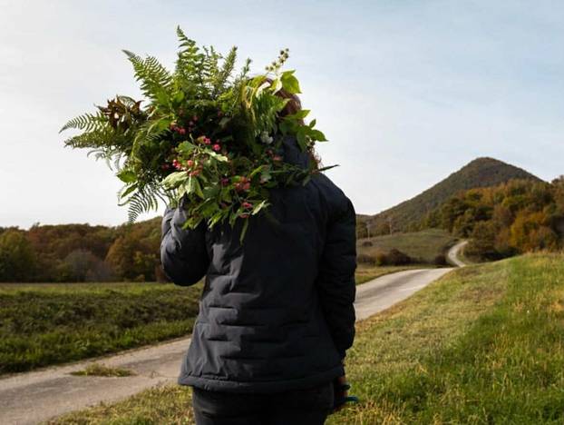 FOTO Domaći kreativci svojim vijencima za vrata stvaraju blagdansku magiju već na ulazu