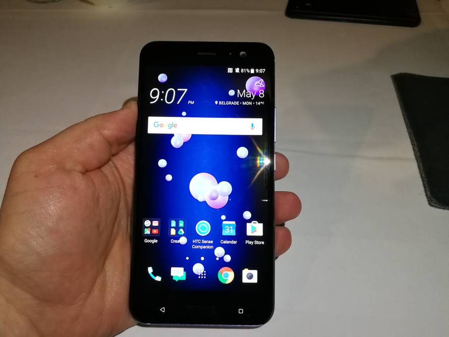 Stisni ga  za selfie: HTC U11 je telefon s najboljom kamerom