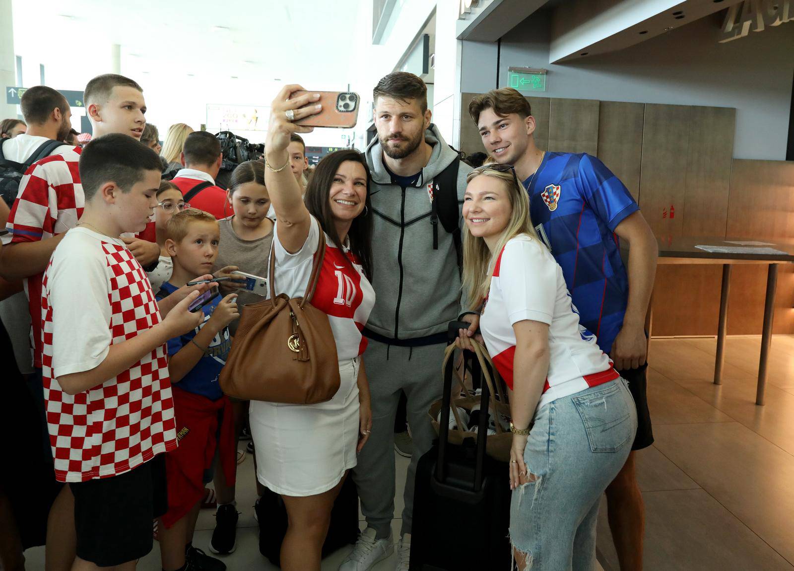 Nogometni reprezentativci vratili se u Hrvatsku