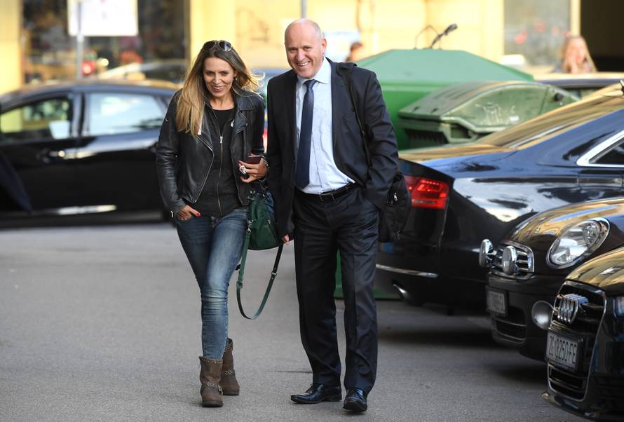 Zagreb: Dolazak na sjednicu PredsjedniÅ¡tva i Nacionalnog vijeÄa HDZ-a