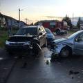 Dvoje ozlijeđenih u sudaru četiri automobila u Petrinji
