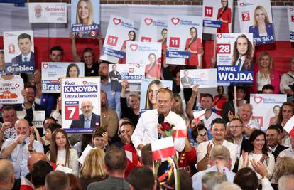 Odlučujući izbori za Poljsku. Tusk: Hladnokrvno planiraju izvesti zemlju iz Europske unije