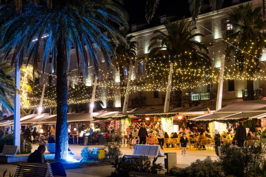 'Ko to more platit! Vodimo vas na sve 'kantune' adventa u Splitu, za svakoga ponešto...