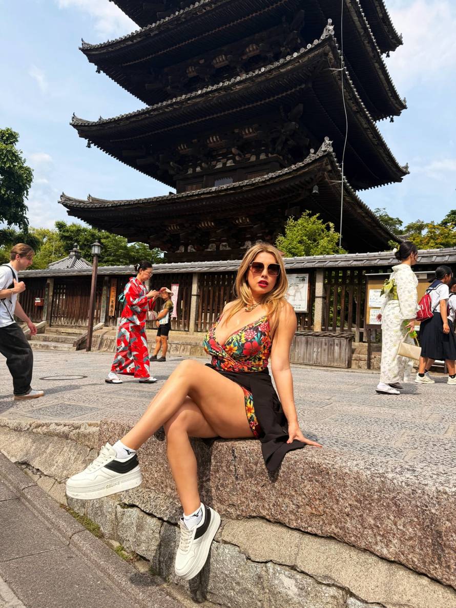 Nives Celzijus tek sada raskitila jelku: 'Došao je i taj dan...'