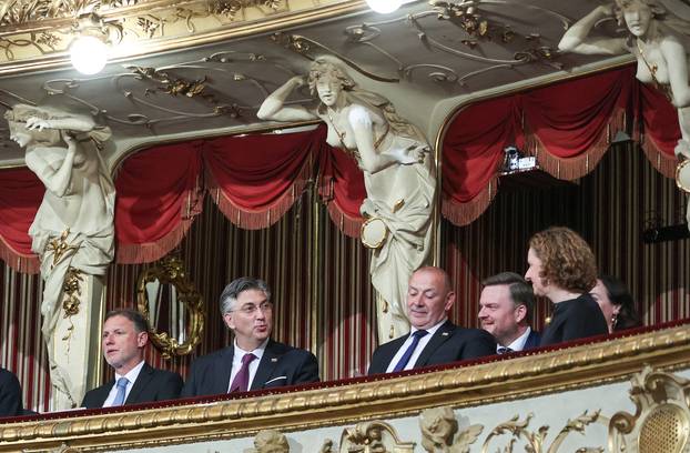 Prime Minister Plenkovic about the history of Croatia: we came from « both fell » to Croatian Rafale
