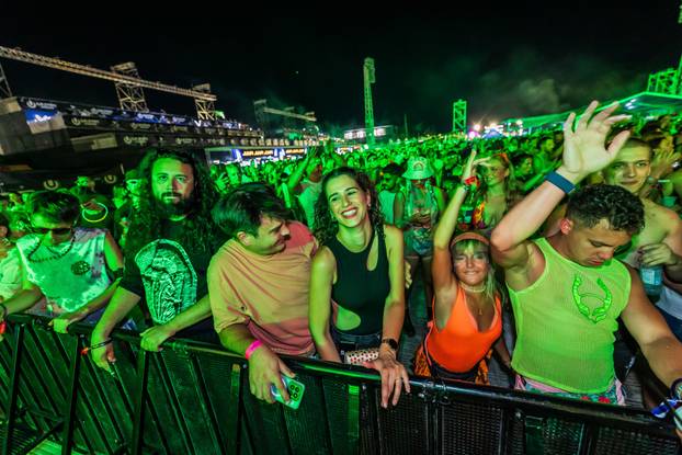 Split: Treća večer Ultra Europe Festivala, Nastup DJ-a Vini-Vici