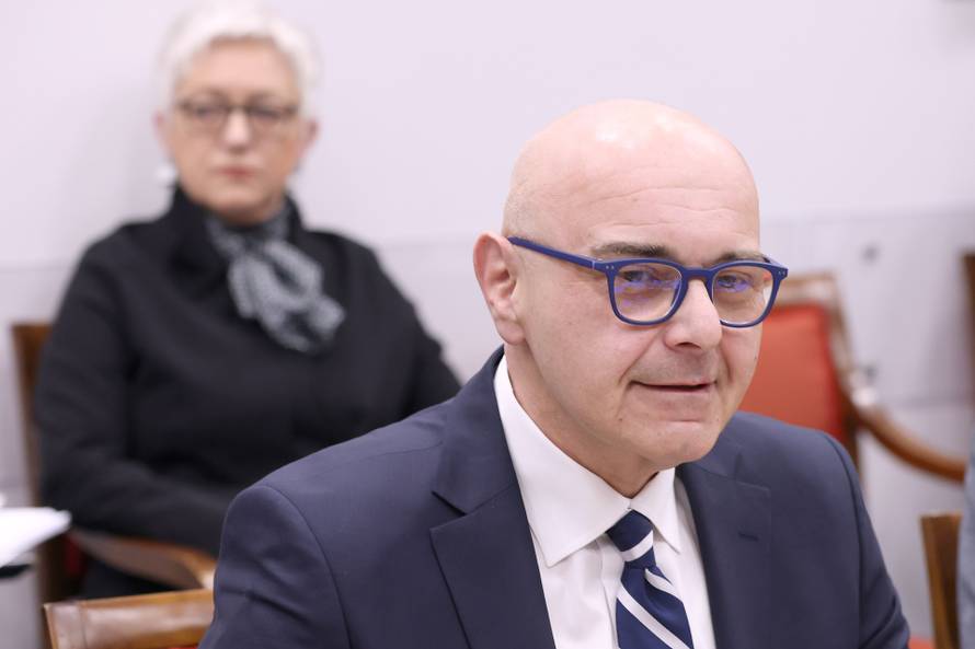 Zagreb: Plenkovic odborima predstavio Alena Ružića, kandidata za novog ministra rada, mirovinskog sustava, obitelji i socijalne politike