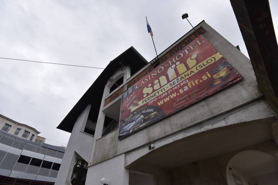 Slovenac na granici: Neću iz Hrvatske ni za milijun eura!