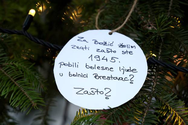 Zagreb: Nastavlja se "rat" kuglicama na Jelačićevom trgu