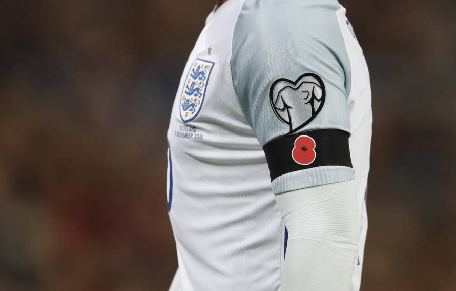 A poppy armband on England's Wayne Rooney