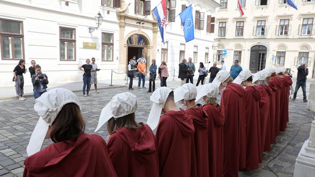 'Vlado, što čekate? Konvenciju ste ratificirali, a žene još ginu'