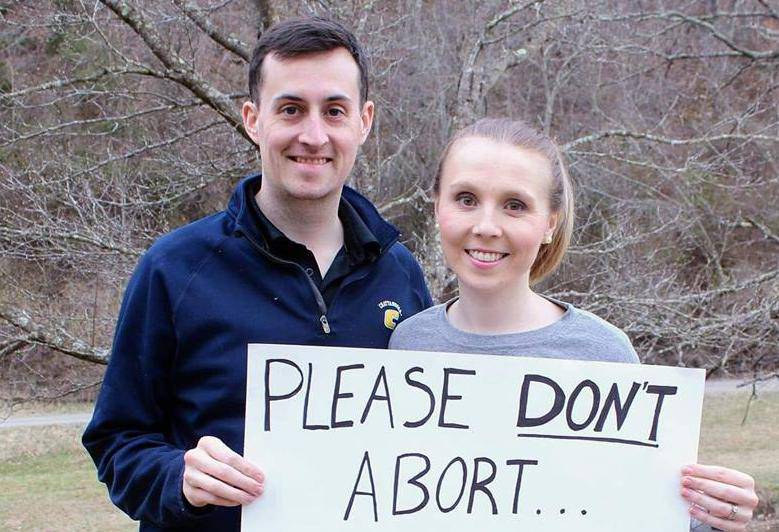 Apelirali: 'Nemojte abortirati - mi ćemo posvojiti' i dobili bebu