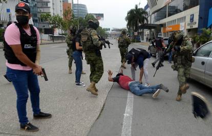 Narkobande otimaju policajce, ubijaju, siju strah: 'Situacija u Ekvadoru je nezapamćena'