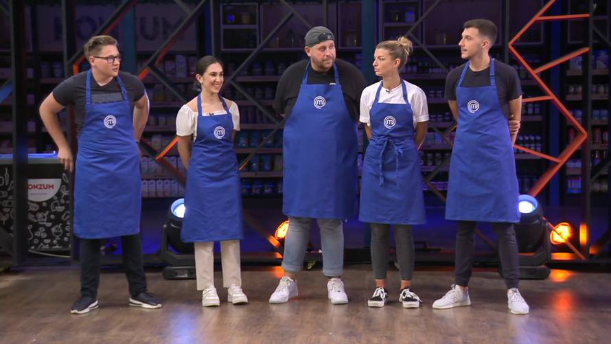 Manuelov plavi tim pobijedio je u izazovu: Kandidati kuhali jela za poznate hrvatske sportaše