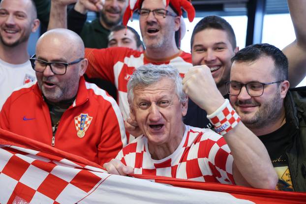 Hrvatski navijači uoči utakmice Islanda i Hrvatske u utakmici za treće mjesto EHF Europskog prvenstva