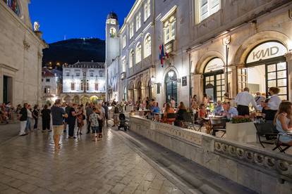 Noćni život Dubrovnika: Gotovo sve je kao i prije korona krize