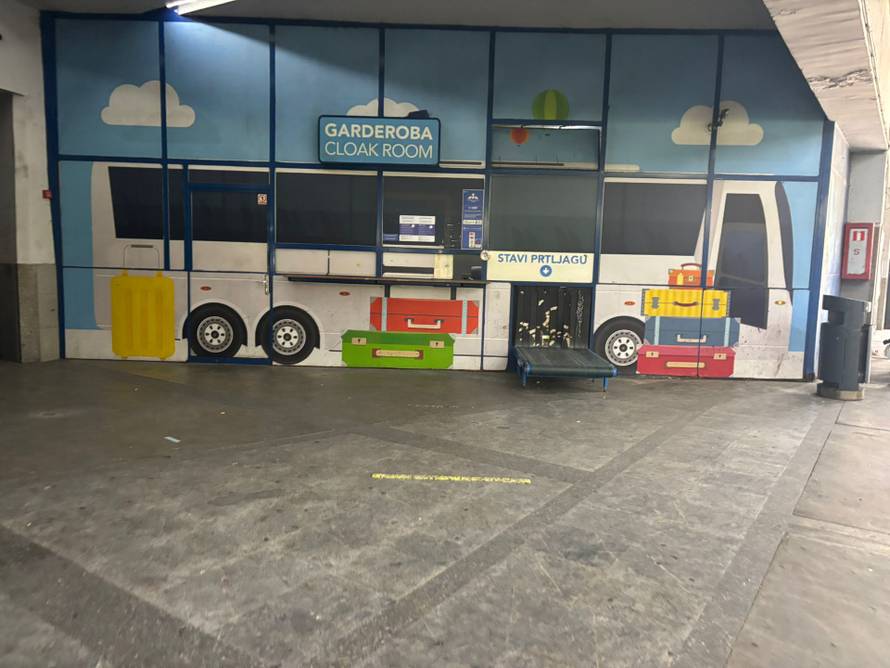 Grafiti, životinje, miris mokraće! Bili smo na ZG kolodvoru: 'Ovo je užas, ruglo našeg grada...'