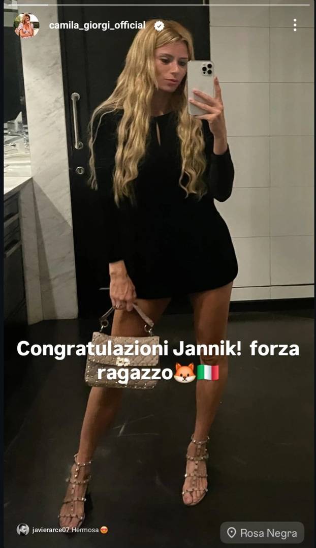 FOTO Talijanka napustila tenis, navukla tangice i postala model